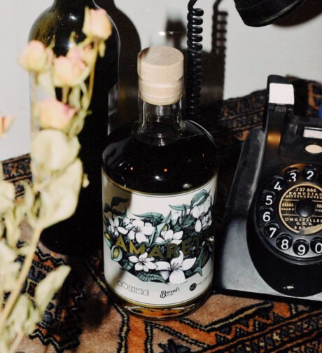 Bredase Amaretto ontworpen door Melanie Drent 70cl